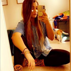 Meet your Posher, Danielle